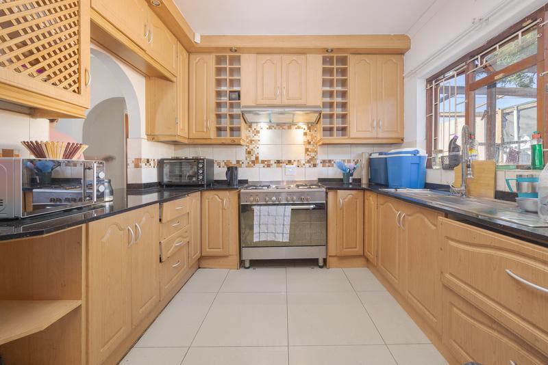 To Let 4 Bedroom Property for Rent in Windsor Park Western Cape